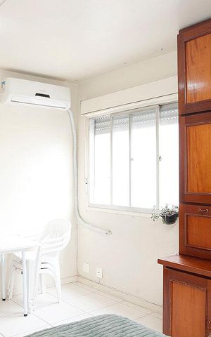 Apartamento à venda com 38m², 1 quarto e sem vagaSala / Quarto