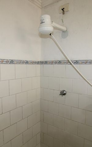 Casa para alugar com 170m², 2 quartos e 1 vagaBanheiro 1