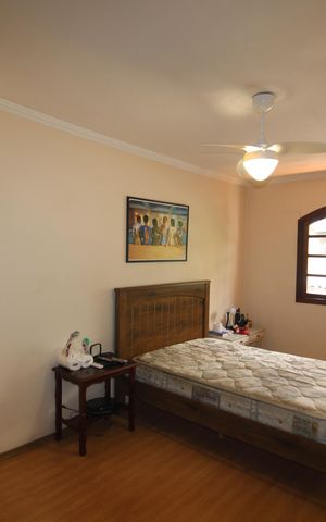 Casa para alugar com 170m², 2 quartos e 1 vagaQuarto 1