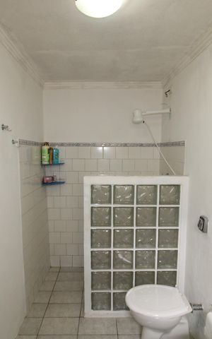 Casa para alugar com 170m², 2 quartos e 1 vagaBanheiro 1