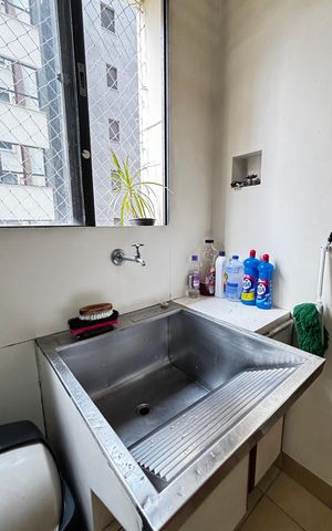 Apartamento à venda com 160m², 3 quartos e 2 vagas Apartamento à venda com 160m², 3 quartos e 2 vagasArea de Serviço