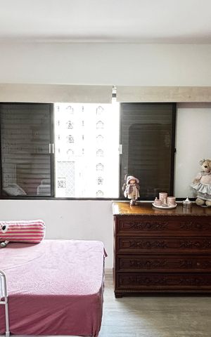 Apartamento à venda com 160m², 3 quartos e 2 vagas Apartamento à venda com 160m², 3 quartos e 2 vagasQuarto 1