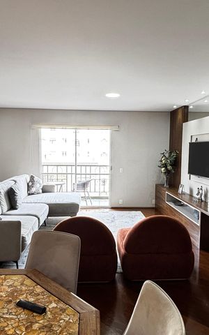 Apartamento à venda com 160m², 3 quartos e 2 vagas Apartamento à venda com 160m², 3 quartos e 2 vagasSala