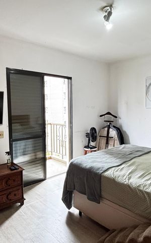 Apartamento à venda com 160m², 3 quartos e 2 vagas Apartamento à venda com 160m², 3 quartos e 2 vagasSuite