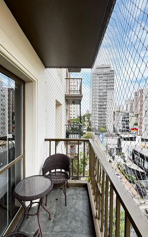 Apartamento à venda com 160m², 3 quartos e 2 vagas Apartamento à venda com 160m², 3 quartos e 2 vagasSala Varanda
