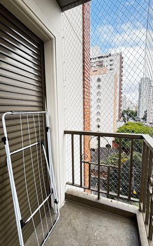 Apartamento à venda com 160m², 3 quartos e 2 vagas Apartamento à venda com 160m², 3 quartos e 2 vagasQuarto 2 Varanda
