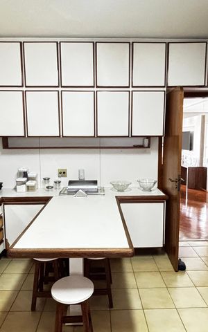 Apartamento à venda com 160m², 3 quartos e 2 vagas Apartamento à venda com 160m², 3 quartos e 2 vagasCozinha