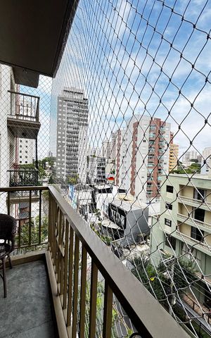 Apartamento à venda com 160m², 3 quartos e 2 vagas Apartamento à venda com 160m², 3 quartos e 2 vagasSala Varanda