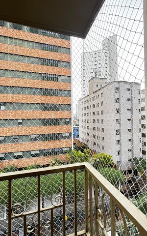 Apartamento à venda com 160m², 3 quartos e 2 vagas Apartamento à venda com 160m², 3 quartos e 2 vagasSuite Varanda