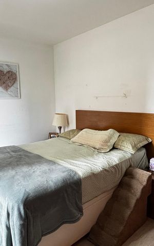 Apartamento à venda com 160m², 3 quartos e 2 vagas Apartamento à venda com 160m², 3 quartos e 2 vagasSuite