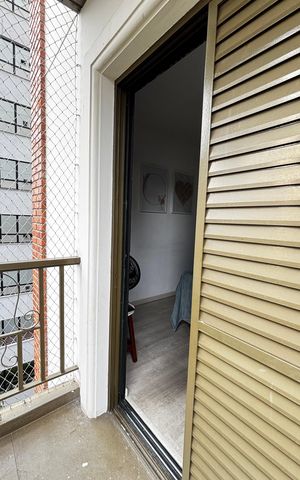 Apartamento à venda com 160m², 3 quartos e 2 vagas Apartamento à venda com 160m², 3 quartos e 2 vagasSuite Varanda