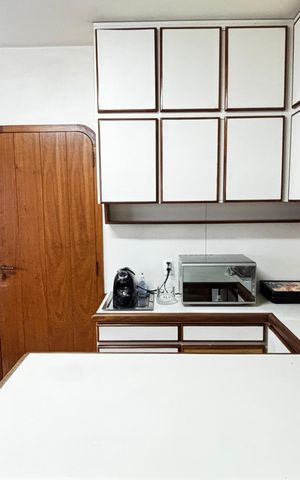 Apartamento à venda com 160m², 3 quartos e 2 vagas Apartamento à venda com 160m², 3 quartos e 2 vagasCozinha