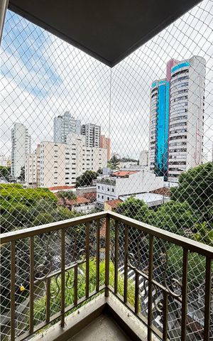 Apartamento à venda com 160m², 3 quartos e 2 vagas Apartamento à venda com 160m², 3 quartos e 2 vagasQuarto 2 Varanda