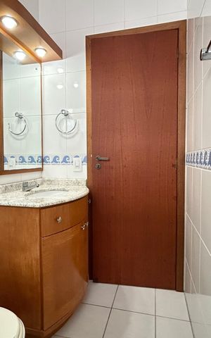 Apartamento para alugar com 184m², 5 quartos e 2 vagas Apartamento para alugar com 184m², 5 quartos e 2 vagasBanheiro
