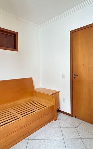 Apartamento para alugar com 184m², 5 quartos e 2 vagas Apartamento para alugar com 184m², 5 quartos e 2 vagasQuarto 2
