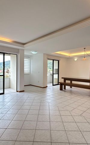 Apartamento para alugar com 184m², 5 quartos e 2 vagas Apartamento para alugar com 184m², 5 quartos e 2 vagasSala