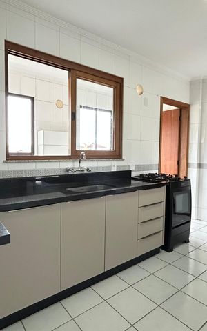 Apartamento para alugar com 184m², 5 quartos e 2 vagas Apartamento para alugar com 184m², 5 quartos e 2 vagasCozinha