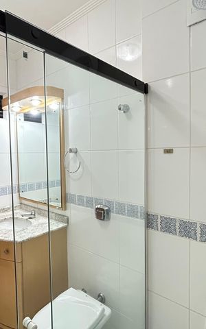 Apartamento para alugar com 184m², 5 quartos e 2 vagas Apartamento para alugar com 184m², 5 quartos e 2 vagasBanheiro suíte 1