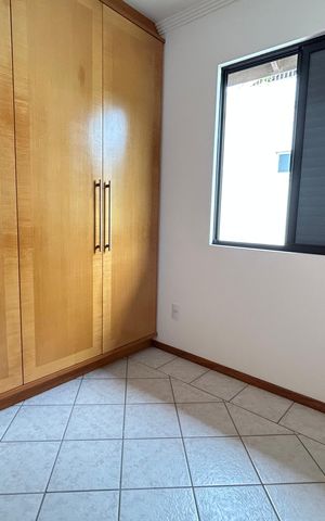 Apartamento para alugar com 184m², 5 quartos e 2 vagas Apartamento para alugar com 184m², 5 quartos e 2 vagasQuarto 2
