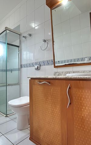 Apartamento para alugar com 184m², 5 quartos e 2 vagas Apartamento para alugar com 184m², 5 quartos e 2 vagasBanheiro suíte 2