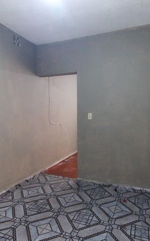Casa para alugar com 27m², 1 quarto e sem vaga Casa para alugar com 27m², 1 quarto e sem vagaQuarto