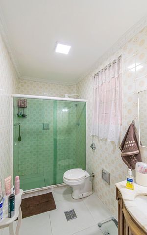 Apartamento à venda com 65m², 2 quartos e sem vaga Apartamento à venda com 65m², 2 quartos e sem vagaBanheiro