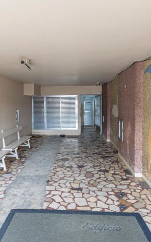 Apartamento à venda com 65m², 2 quartos e sem vaga Apartamento à venda com 65m², 2 quartos e sem vagaÁrea comum - Hall da entrada