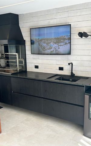 Casa de condomínio à venda com 228m², 3 quartos e 3 vagasÁrea Gourmet