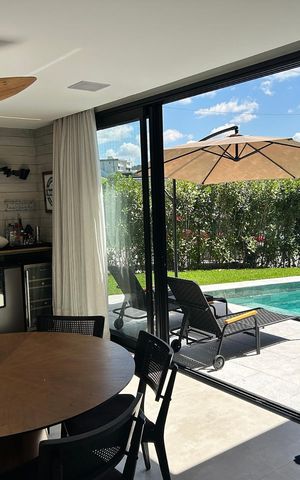 Casa de condomínio à venda com 228m², 3 quartos e 3 vagasÁrea Gourmet