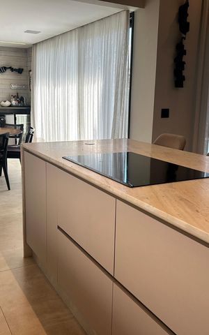 Casa de condomínio à venda com 228m², 3 quartos e 3 vagasCozinha
