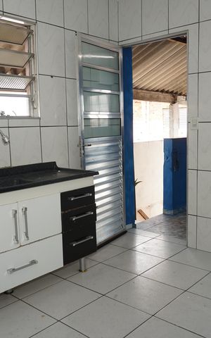 Casa para alugar com 45m², 2 quartos e sem vagaCozinha