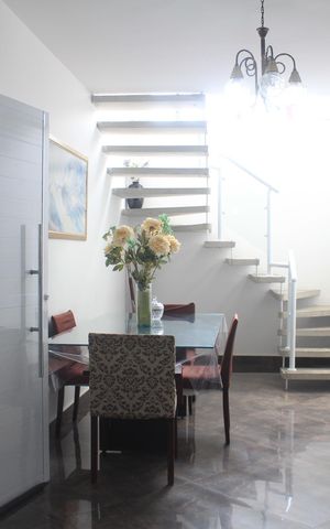Casa à venda com 150m², 3 quartos e 3 vagasSala
