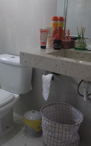 Casa à venda com 150m², 3 quartos e 3 vagasBanheiro da Suíte 1