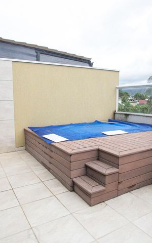 Casa à venda com 178m², 3 quartos e 2 vagasPiscina
