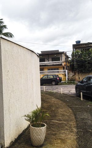 Casa à venda com 178m², 3 quartos e 2 vagasPlaquinha