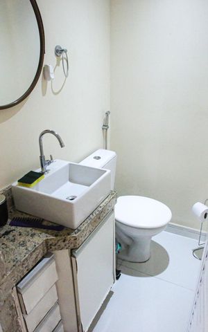 Casa à venda com 178m², 3 quartos e 2 vagasLavabo
