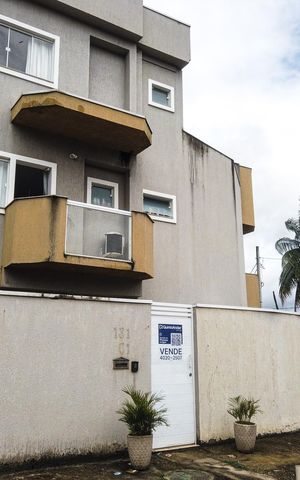 Casa à venda com 178m², 3 quartos e 2 vagasFachada