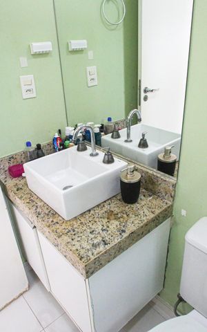 Casa à venda com 178m², 3 quartos e 2 vagasBanheiro da Suíte 2
