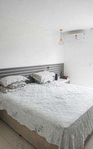 Casa à venda com 178m², 3 quartos e 2 vagasQuarto Suíte 1