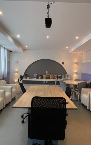 Apartamento para alugar com 80m², 3 quartos e 1 vaga Apartamento para alugar com 80m², 3 quartos e 1 vagaCinema