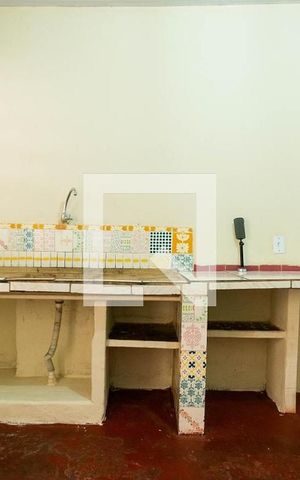 Casa à venda com 180m², 5 quartos e 1 vaga Casa à venda com 180m², 5 quartos e 1 vagaCozinha