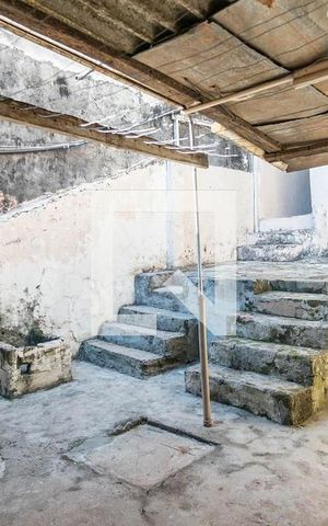 Casa à venda com 180m², 5 quartos e 1 vaga Casa à venda com 180m², 5 quartos e 1 vagaÁrea externa