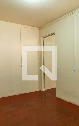 Casa à venda com 180m², 5 quartos e 1 vaga Casa à venda com 180m², 5 quartos e 1 vagaSala
