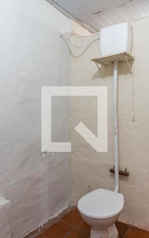 Casa à venda com 180m², 5 quartos e 1 vaga Casa à venda com 180m², 5 quartos e 1 vagaBanheiro 4