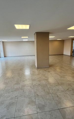 Apartamento para alugar com 77m², 3 quartos e 1 vaga Apartamento para alugar com 77m², 3 quartos e 1 vagaÁrea comum - Salão de festas