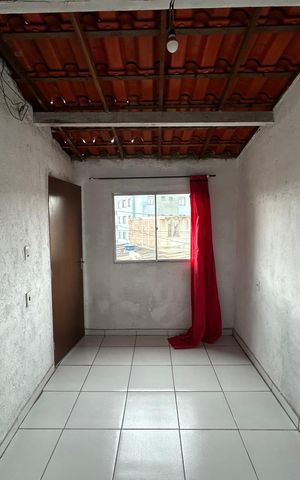 Casa à venda com 64m², 4 quartos e 2 vagas