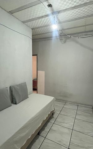 Casa à venda com 64m², 4 quartos e 2 vagas