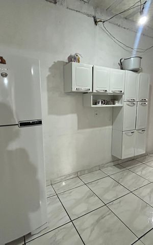 Casa à venda com 64m², 4 quartos e 2 vagas
