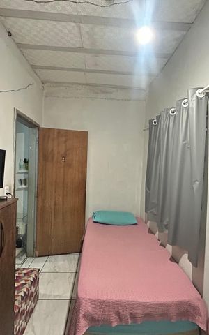 Casa à venda com 64m², 4 quartos e 2 vagas
