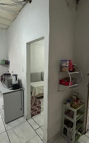 Casa à venda com 64m², 4 quartos e 2 vagas